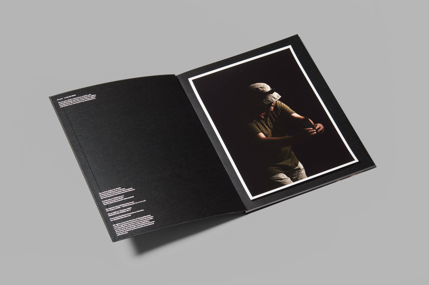 Louis De Belle — Crowd (Special edition)