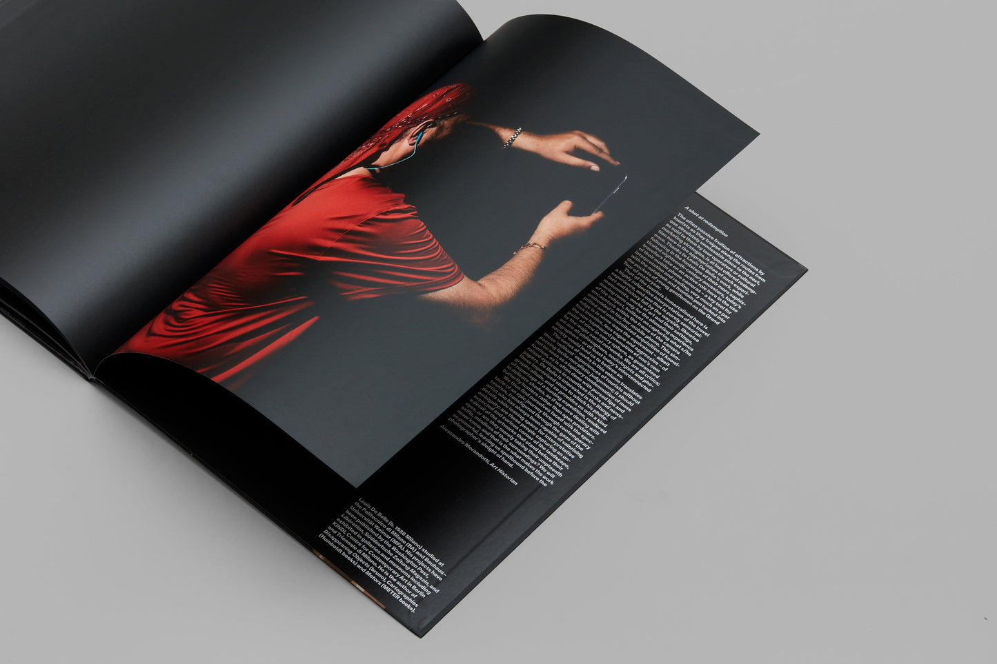 Louis De Belle — Crowd (Special edition)