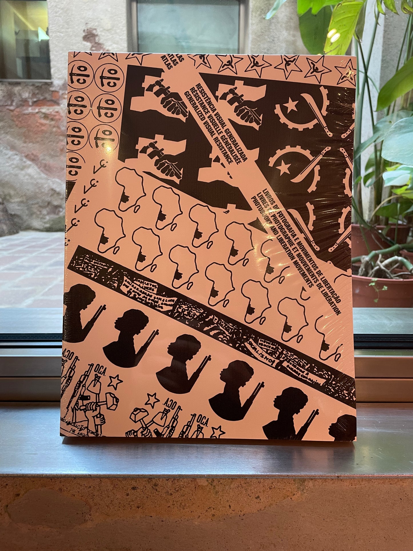 Generalized Visual Resistance – Photobooks and Liberation Movements (Angola, Mozambique, Guinea-Bissau and Cape Verde, 1960-1980)